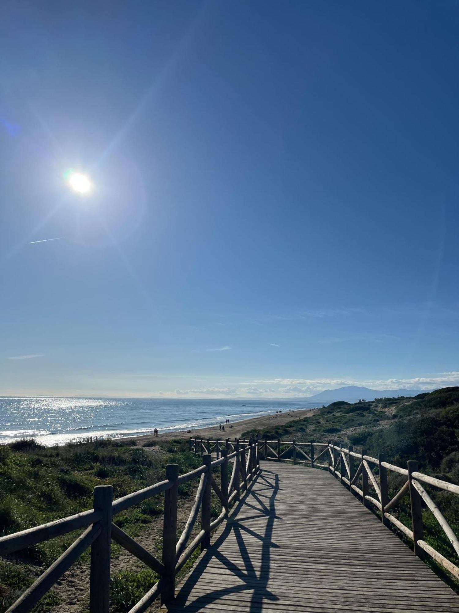 La Del Sol Apartemen *